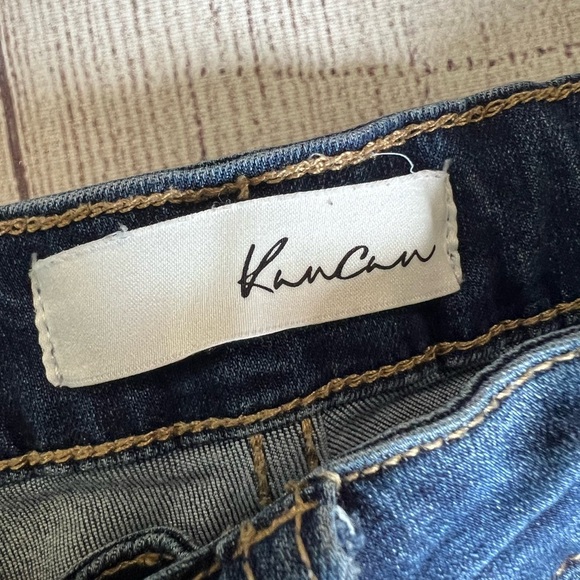 KanCan Women’s Distressed Denim Shorts Size 26 Rolled Hem Excellent Condition - Picture 4 of 5